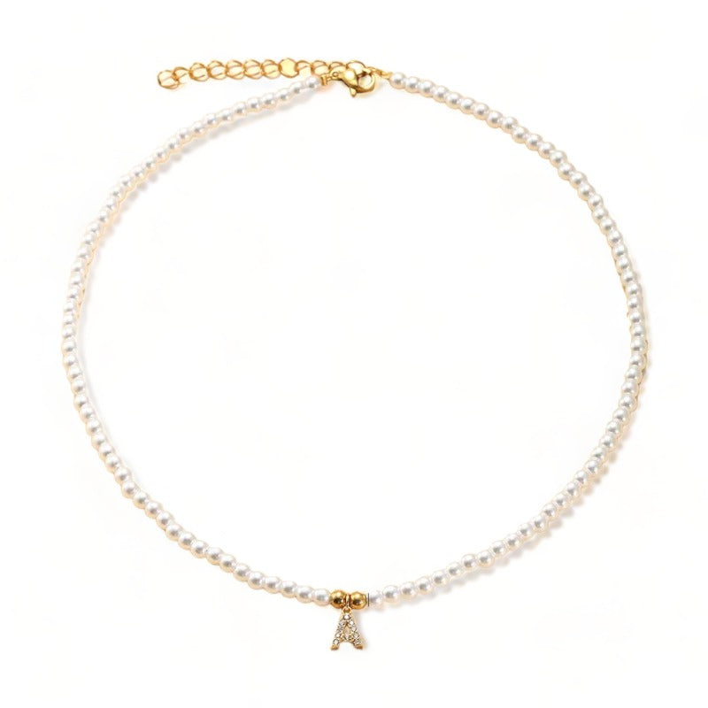 collier-perle-avec-lettre
