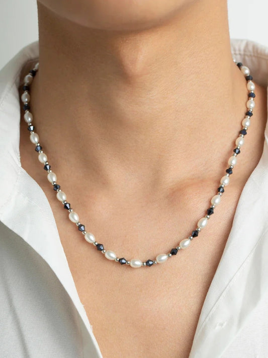 Collier en perles cristal noir