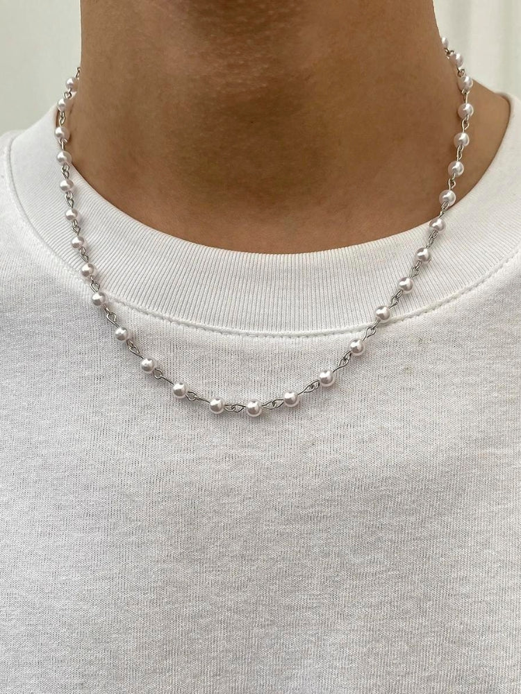 Collier perle ras du cou