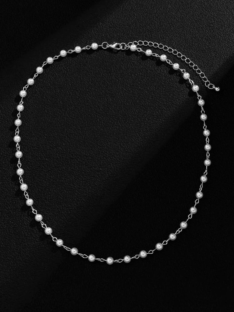 Collier perle ras du cou